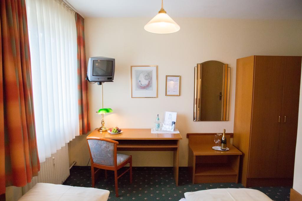 Hotel Cosima Vaterstetten Pokoj fotografie